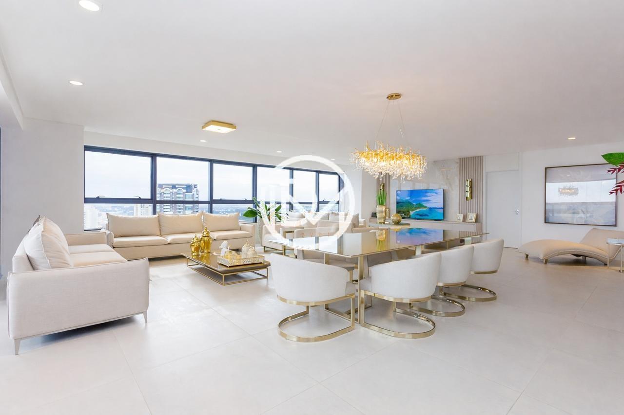 Apartamento, 3 quartos, 272 m² - Foto 1